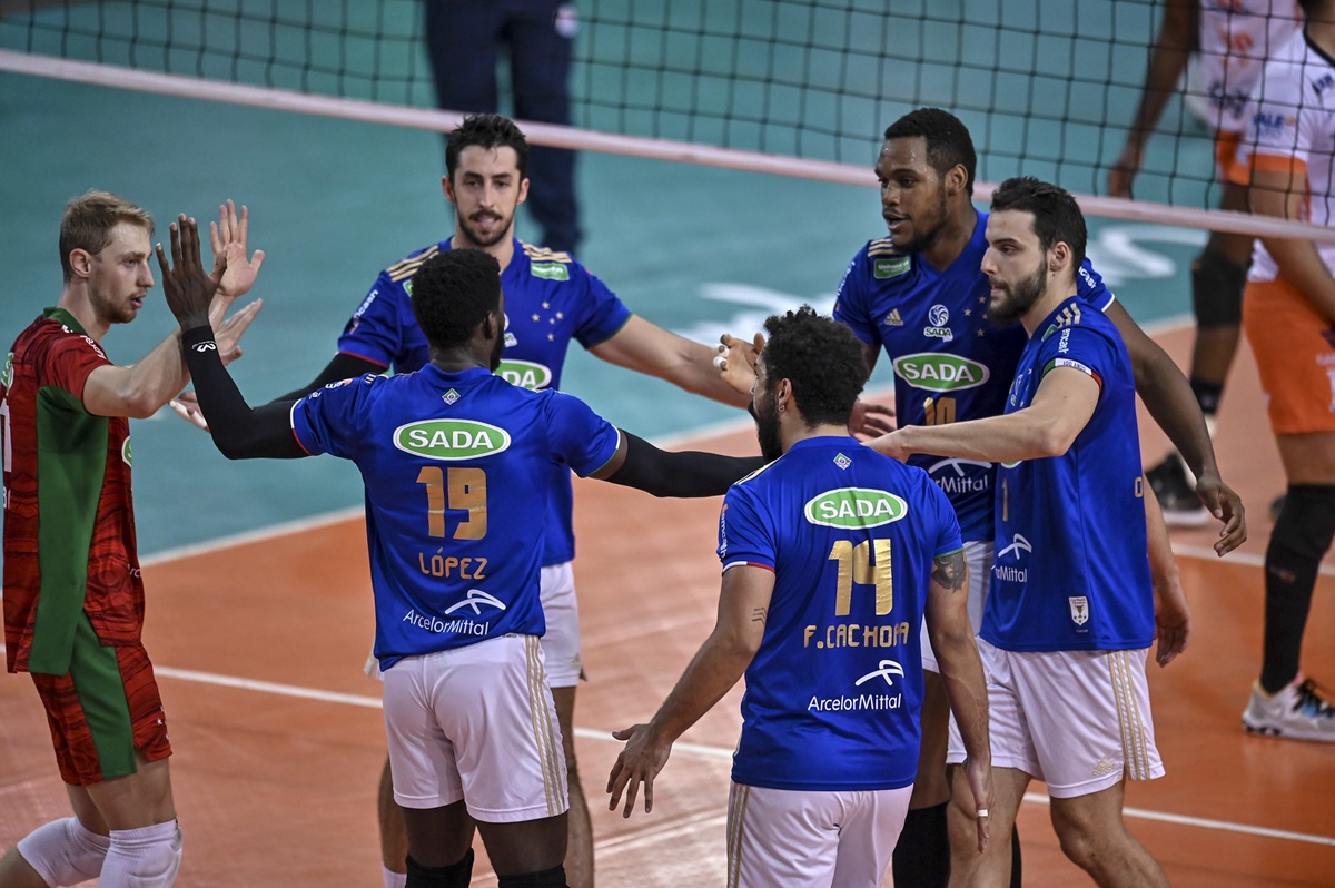 Equipe do Cruzeiro que está na disputa da Superliga A