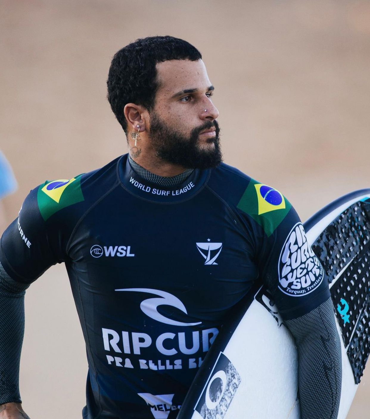 Italo Ferreira surfista