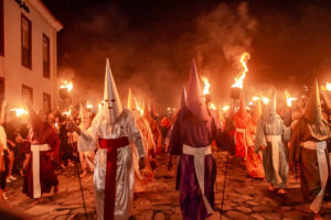 Procissão do Fogaréu é uma das principais manifestações religiosas da Semana Santa na cidade de Goiás (Foto: Jucimar de Sousa)