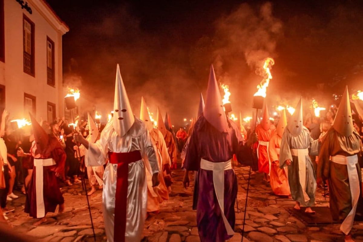 Procissão do Fogaréu é uma das principais manifestações religiosas da Semana Santa na cidade de Goiás (Foto: Jucimar de Sousa)