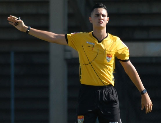 Árbitro Matheus Candançan, paulista