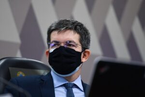 Senado reúne assinaturas para CPI do 'balcão do MEC', e Pacheco fala em avaliar