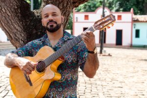 Fernando Boi comanda encontro de sambistas em Goiânia