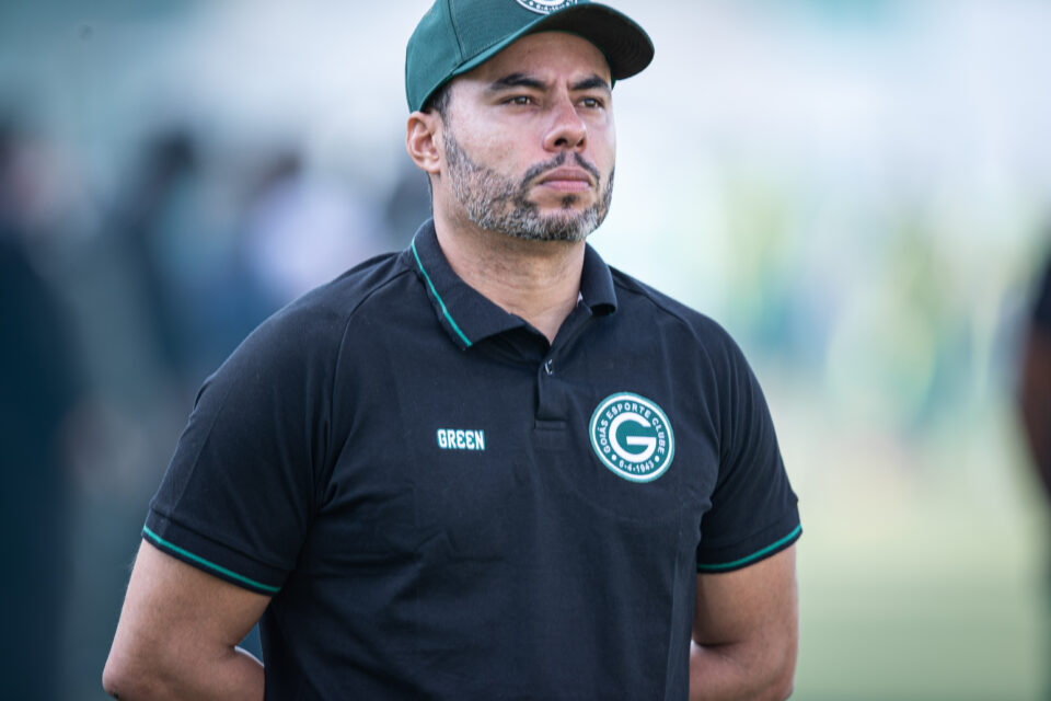 Jair Ventura, treinador do Goiás na Série A 2022