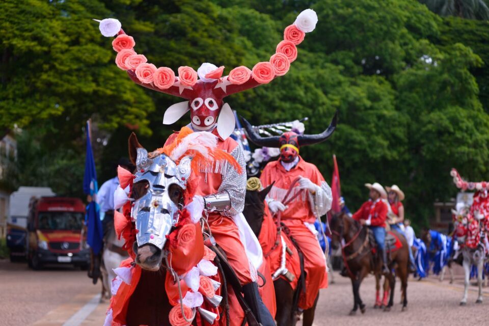 A Secretaria de Cultura de (Secult Goiás) confirmou as Cavalhadas em Luziânia, Niquelândia e Silvânia no ano de 2023. (Foto: Jucimar de Sousa/Mais Goiás)