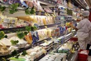 Preço da cenoura sobe 166% em um ano e o do tomate, 95% (Foto: Agência Brasil)