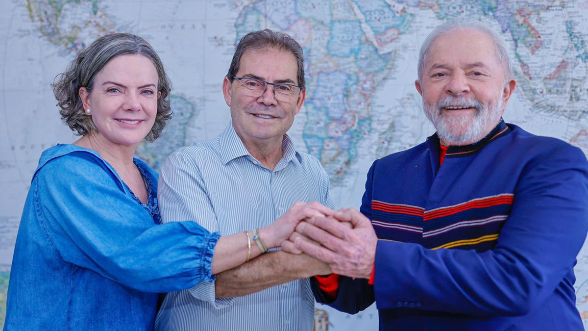 Lula, Gleisi e Paulinho da Força fecham parceria de PT e Solidariedade