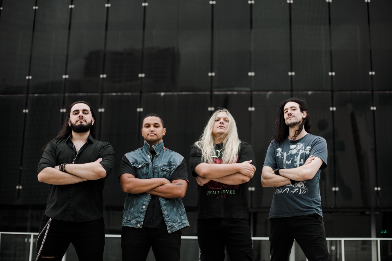 Banda Shotgun comanda tributo ao Guns N' Roses em Goiânia