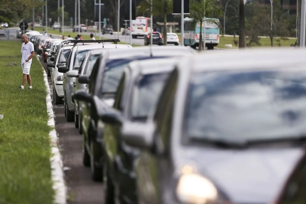 A lei que permite o parcelamento do IPVA em até 10 vezes foi sancionada na quinta-feira (31), em Goiás. (Foto: Marcelo Camargo/Agência Brasil)