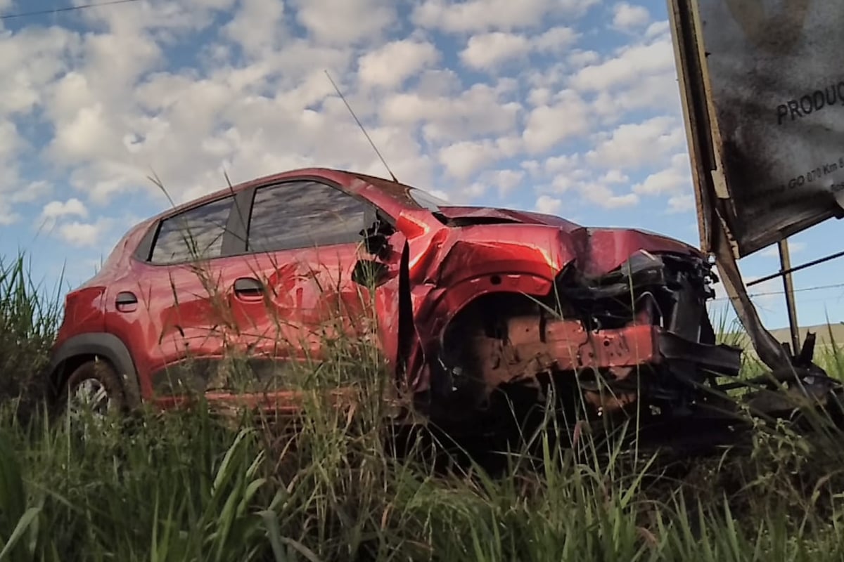 A condutora estava sozinha no veículo.
