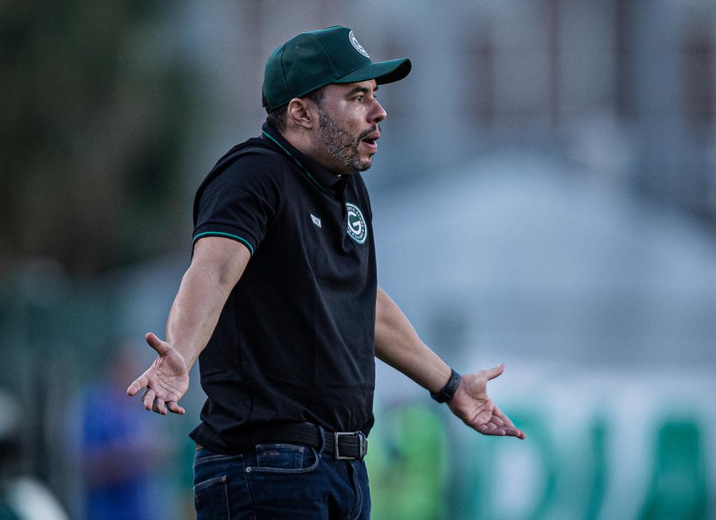 Jair Ventura, treinador do Goiás