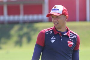 Higo Magalhães quer retomar o caminho das vitórias com o Vila Nova