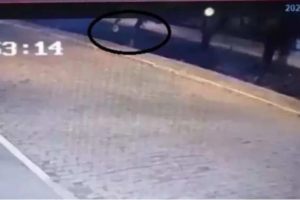 Mãe de bebê jogado em córrego teria se divertido após o crime em Minas Gerais