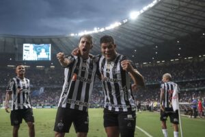Atlético-MG vence Cruzeiro por 3 a 1 e conquista tricampeonato Mineiro