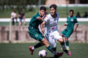 Jogo entre Goiás e Trindade pelo Goiano Sub-17