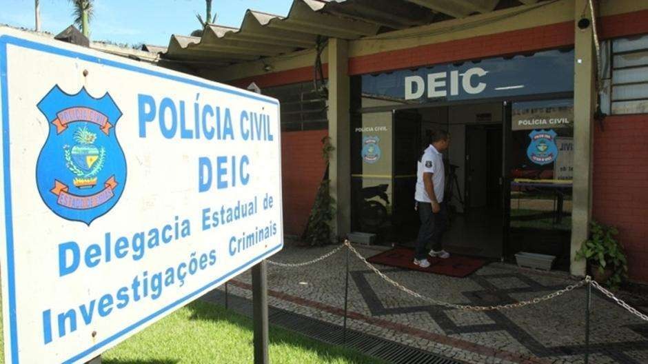 Uma mulher e três homens foram detidos. Grupo é preso suspeito de aplicar golpe em compra e venda de caminhão em Cidade Ocidental