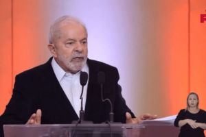 "Vamos ter que valorizar o pequeno empreendedorismo", disse. Lula quer que BNDES priorize pequenas e médias empresas