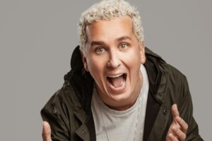 Rafael Portugal em Goiânia: humorista apresenta show "Eu Comigo Mesmo"