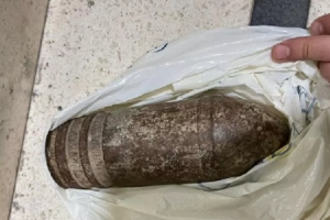 Família leva bomba a aeroporto e causa pânico entre viajantes em Israel