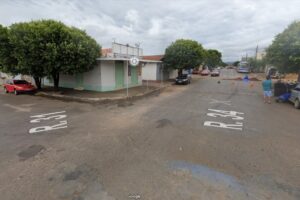 Ciclista morre após acidente com ônibus e veículo de passeio em Goianésia (GO)