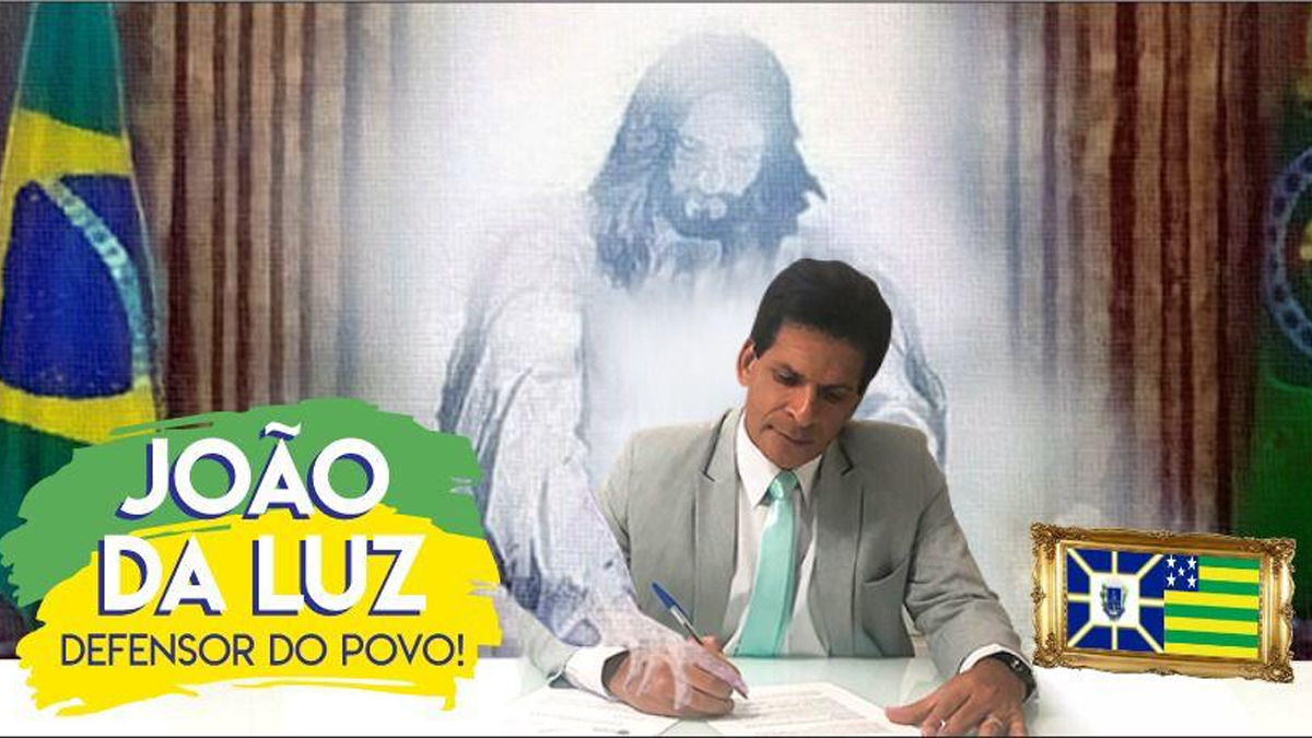 Vereador de Anápolis viraliza ao publicar foto com “mão de Jesus”