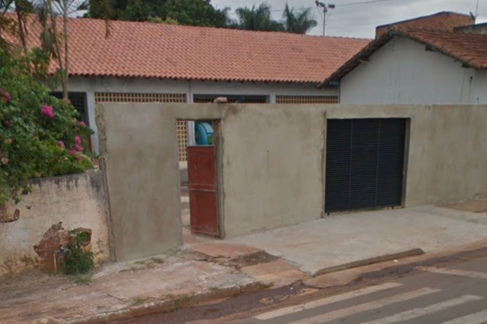 Crime aconteceu próximo ao Colégio Estadual Rui Barbosa (Foto: Street View Google)