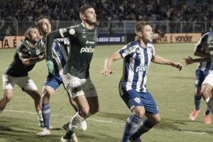 O Goiás soma 7 jogos sem vitória, são 6 derrotas e um empate