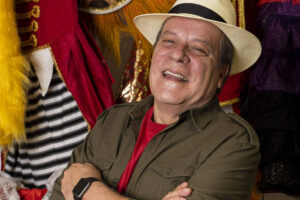 Saída acontece em 'comum acordo', diz diretor-geral de jornalismo. Chico Pinheiro deixa a Globo após 32 anos na emissora