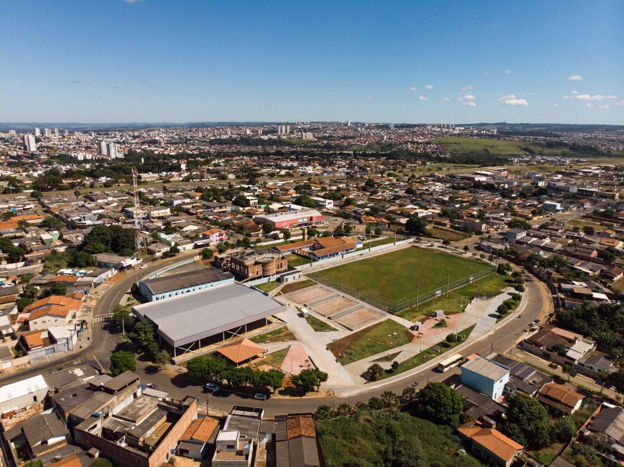Informação foi dada durante visita técnica às obras da praça do Bairro de Lourdes (Foto: Samuel Sousa)