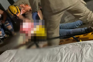 Justiça mantém prisão de mulher suspeita por atear fogo em colega de sala, em Goiânia