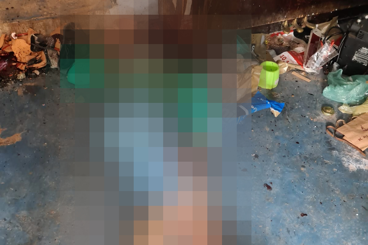 Dois homens estão presos suspeitos de desenvolverem uma emboscada para matar um outro rapaz, em razão de uma dívida de drogas. O crime aconteceu por volta das 05h35 de sexta-feira (1), na cidade de Alto Paraíso de Goiás. Segundo a Polícia Civil, o valor da dívida não foi descoberto ainda.