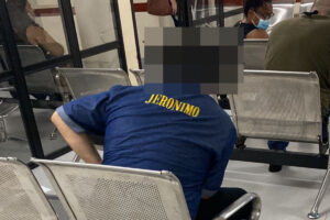 Um funcionário de uma franquia do Jeronimo Burger passou mal enquanto trabalhava, mas o gerente do estabelecimento não o ajudou a ir até um hospital. O caso aconteceu na tarde desta quarta-feira (13), próximo ao Parque Vaca Brava, em Goiânia.