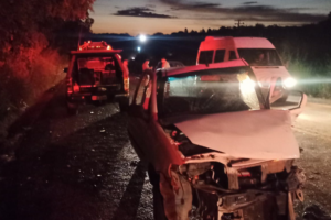 Mulher morre após colisão frontal na GO-210, entre Catalão e Goiandira