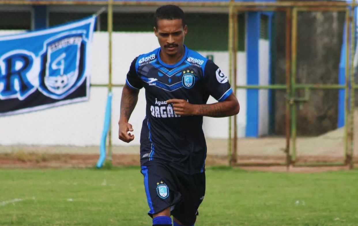 Atacante Romarinho, no Capital