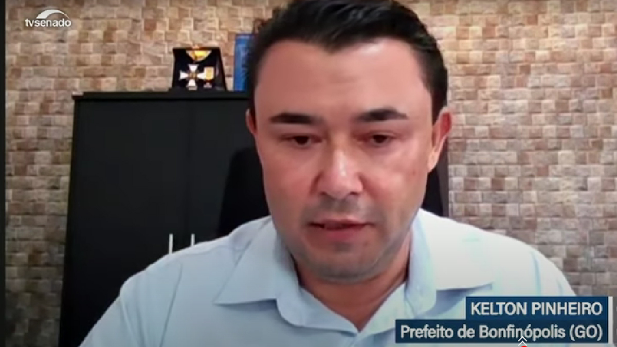 Prefeito de Bonfinópolis diz no Senado que achou ser golpe pedido de propina de pastores do MEC