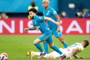 Claudinho é um dos jogadores brasileiros que atuam no futebol russo