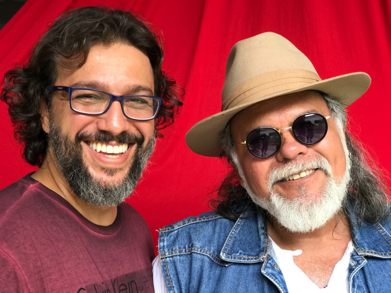 Pádua e Tom Chris em Goiânia: músicos apresentam show especial de Dia das Mães 