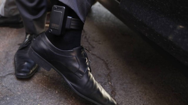 Deputado pode ter que pagar por uso irregular. Secretaria do DF pede que Daniel Silveira devolva tornozeleira eletrônica desligada há 15 dias