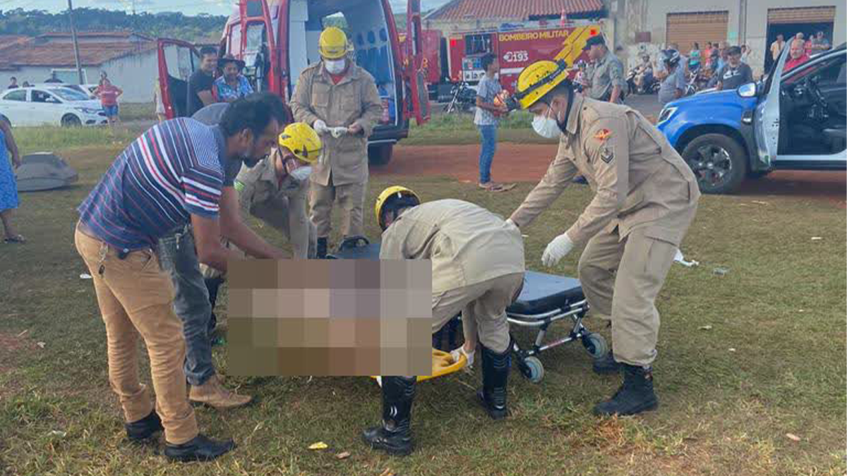 Mulher morre eletrocutada ao tentar tirar pipa presa na rede elétrica, em Inhumas