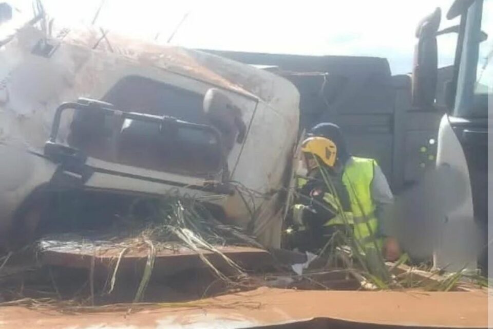 Homem morre após caminhão apresentar falhas e colidir com outro veículo em Quirinópolis
