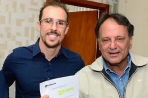 apoiado por Adib Elias desistiu por causa de transtorno depressivo. Prefeito de Catalão anuncia retirada da pré-candidatura de Leovil Júnior