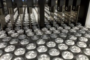 BioNTech e Pfizer começarão a testar vacina universal contra coronavírus