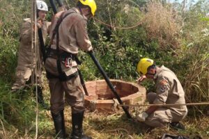 Adolescente sofre ferimentos após cair em cisterna desativada, em Aparecida