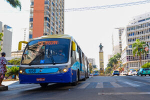 Goiânia assume pavimentação da Avenida Anhanguera em definitivo