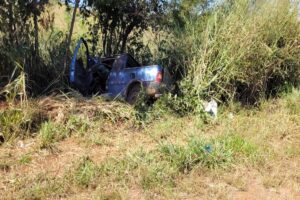 Uma idosa de 69 anos morreu e outras duas pessoas ficaram gravemente feridas após acidente na BR-414, em Anápolis. (Foto: divulgação/PRF)