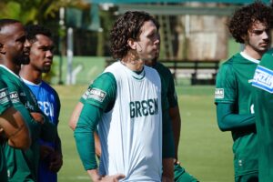 Nicolas será titular do Goiás pela primeira vez na Série A