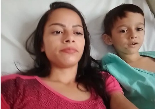 Antonia Janayana e Nycolas Ravy na enfermaria do Hugol. (Foto: Captura Vídeo)