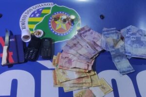 Objetos apreendidos pela PM