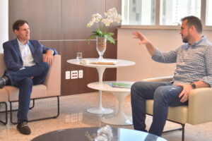 "Gustavo Mendanha me liga, pelo menos, uma vez por semana", diz Lissauer