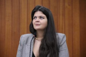 Relatório do TRE-GO desaprova contas da vereadora Aava Santiago na eleição de 2022 Parlamentar foi solicitada a reembolsar cofres públicos